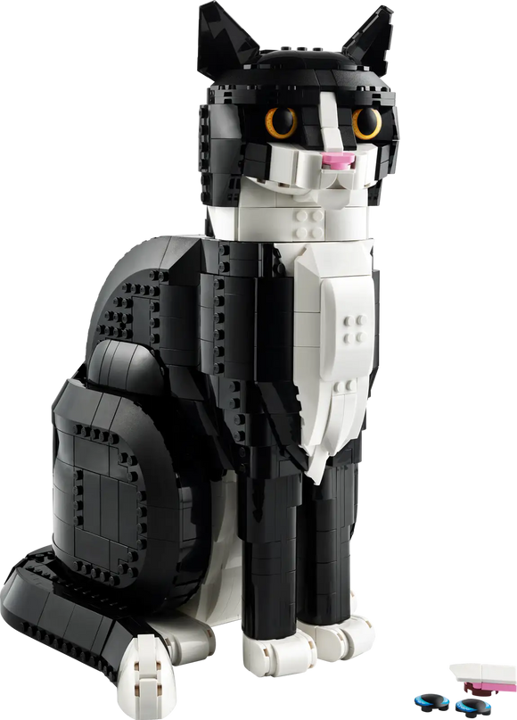 LEGO® Ideas: Tuxedo Cat 21349