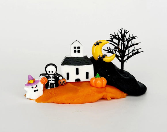 Earth Grown KidDough: Dough-to-Go Halloween Night Mini Play Kit